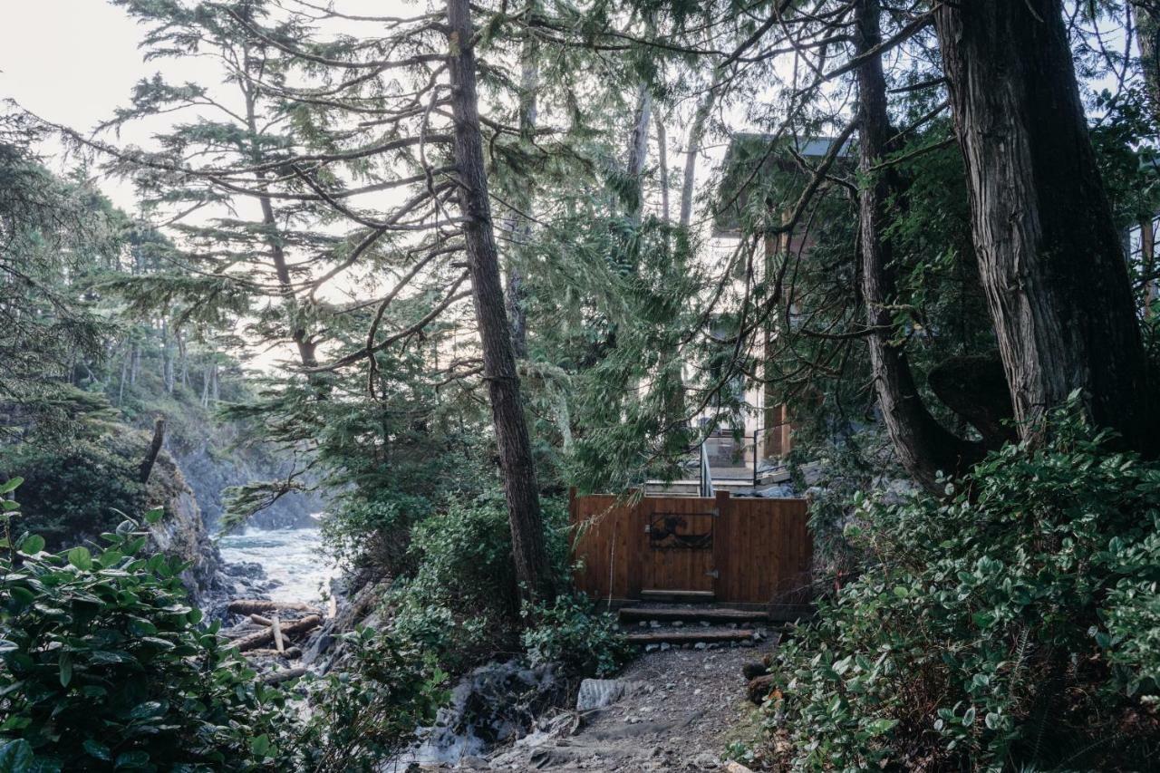 Storm Cove Suites Ucluelet Esterno foto