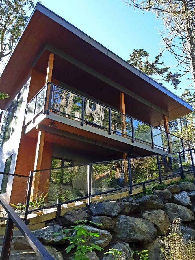 Storm Cove Suites Ucluelet Esterno foto