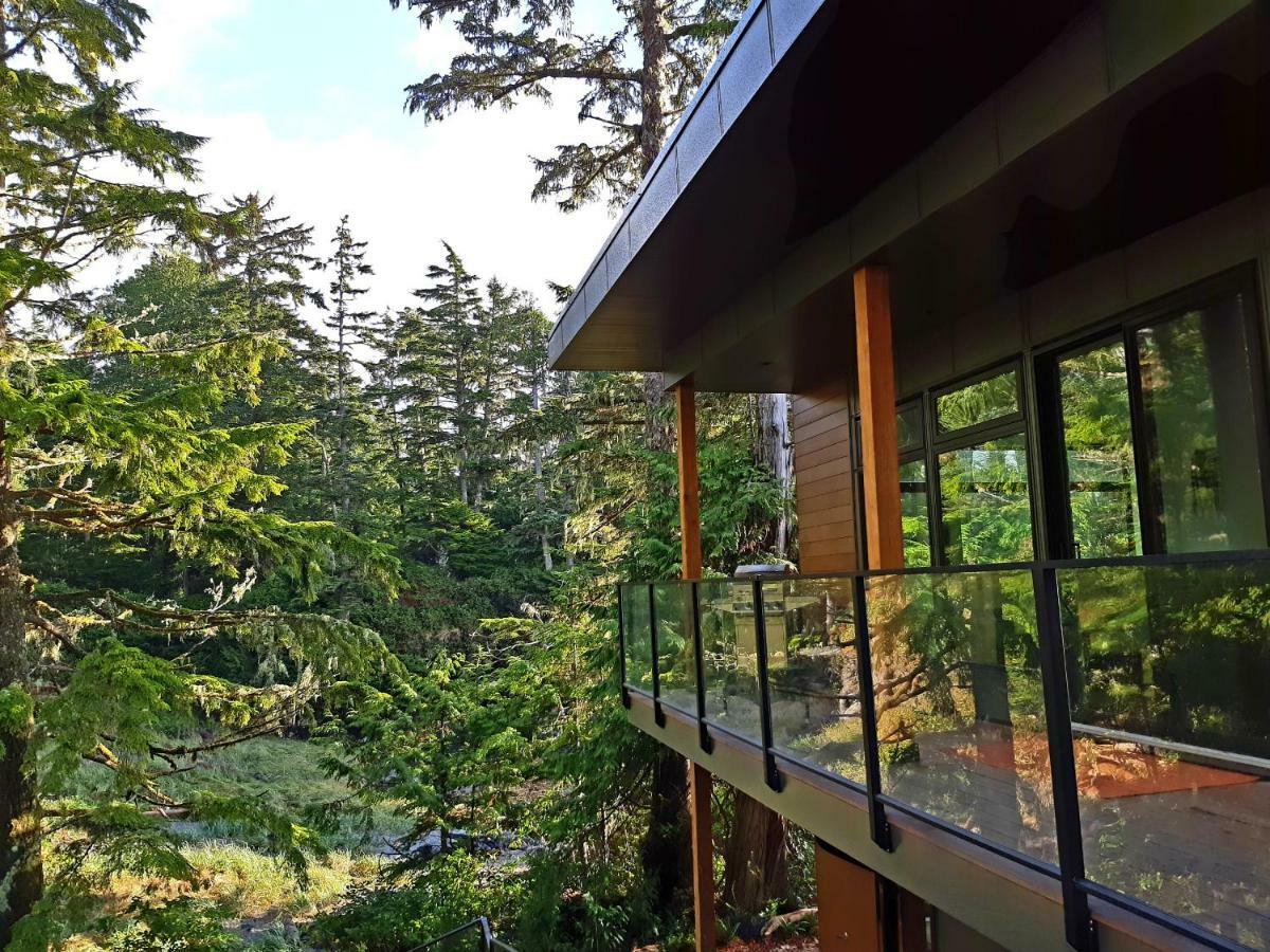 Storm Cove Suites Ucluelet Esterno foto